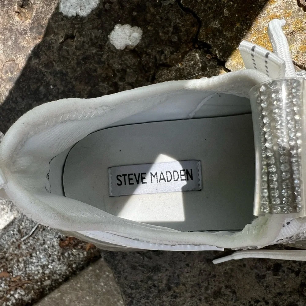 Steve Madden Maxima-R Shimmering White Sneakers - Picture 10 of 10